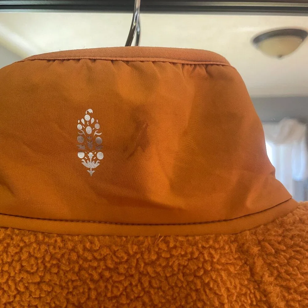 Free People Hit the Slopes Fleece Jacket in Russet Orange, Women's Small - Picture 5 of 6